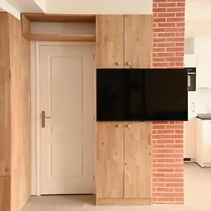 Loft 1 Bedroom Jardin Des Plantes Ac By Lcc Agency París